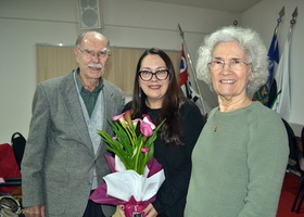 Dr. Nelson Jacintho, a maestrina Suzana Samorano e Dumara Piantino Jacintho
