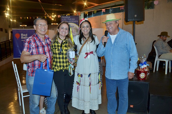 Dr. Tomas Kim, Camila Spigolon, Angela Dorta Soares e Luiz Umberto Menegucci
