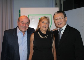 Dr. José Álvaro Gonçalves, Dra. Ana Honorina de Oliveira Gonçalves e Dr. Tomas Kim