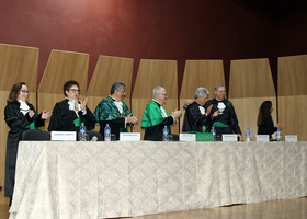 Profa Dra.Alessandra Cristina Marcolin, chefe do Departamento de Ginecologia e Obstetrícia da FMRP/USP, Profa Dra. Marisa Márcia Mussi, vice-diretora da Faculdade de Medicina de Ribeirão Preto - FMRP/USP,Profº Dr. Jorge Elias Júnior, diretor da Faculdade