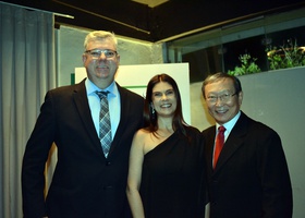 Dr. Fernando Gomes e Dra. Paula Navarro