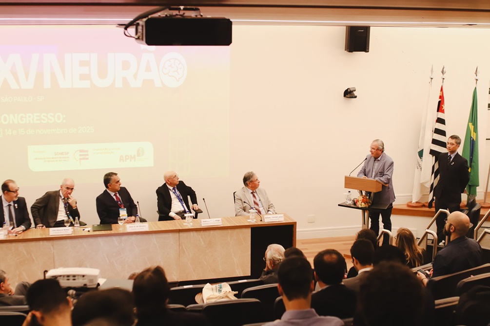 Cerimônia de abertura do XV Neurão  reúne grandes nomes da Neurocirurgia