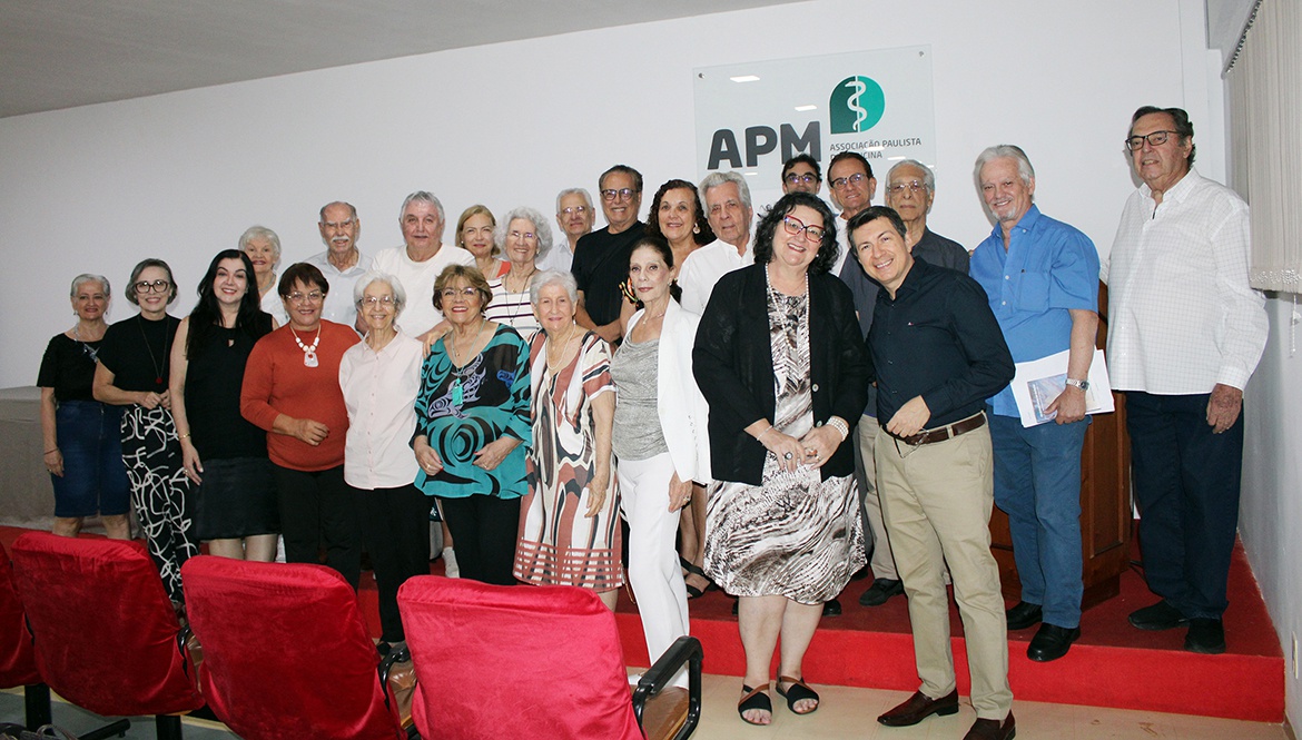Departamento Cultural do  Centro Médico realizou sua reunião mensal