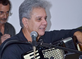 Dr. Márcio Vera