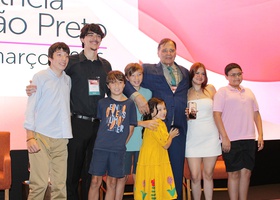 Dr. Luiz Alberto Ferriani com os netos