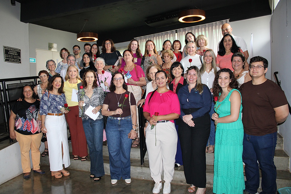 Núcleo de Mulheres do Centro Médico de Ribeirão Preto promoveu ciclo de palestras sobre dor crônica feminina