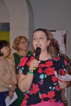 Dra. Carla Petean