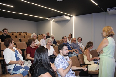 Núcleo de Mulheres promoveu Cine Reflexão: com o filme “Thanks for Sharing”