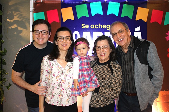 César Bataglion Júnior, Williane Bataglion, Beatriz,  Laurete e Rivadavia