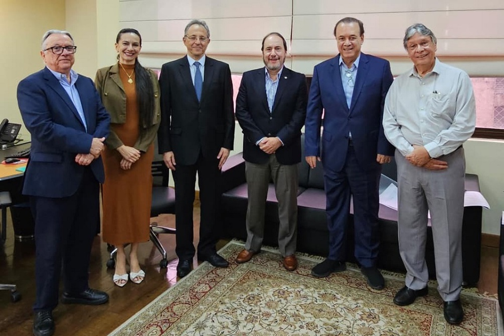 Presidente da APM se reúne com Secretário  Estadual da Saúde de São Paulo