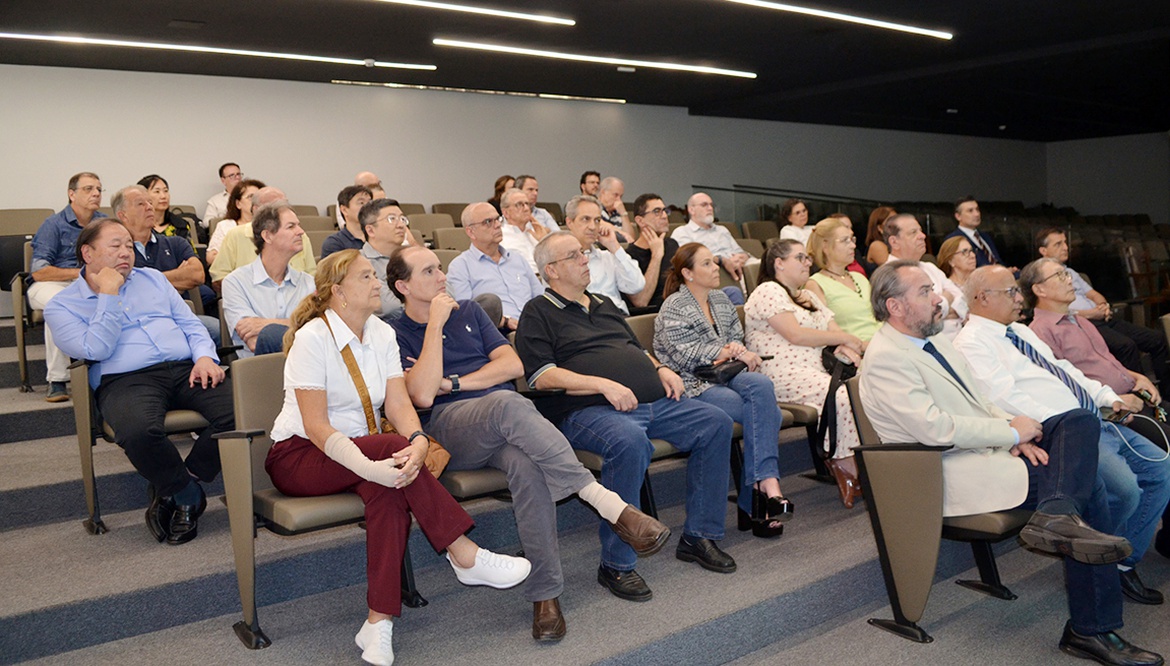 Centro Médico realizou a palestra "Saúde Financeira da Classe Médica:  Tributação dos Dividendos"