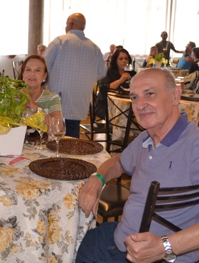 Deise Moreira Anéas e Dr. João Carlos Sanches Anéas