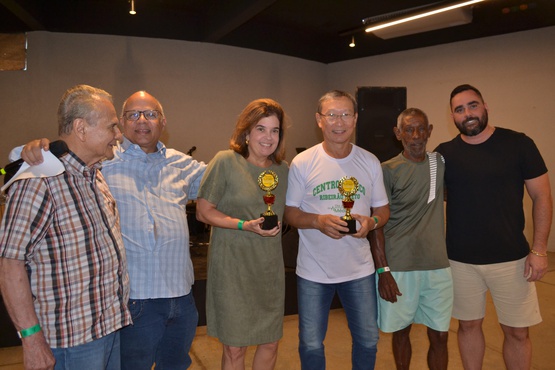 Dr. Oswaldo  Cruz Franco, Dr. Alexandre Firmo de Souza Cruz, Dra. Paula  Menezes Luciano, Dr. Dr. Tomas Kim, dupla campeã - Categoria B, professor Tonhão e Adam Bizari