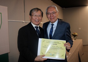 ...e ao Dr. Osvaldo Massaiti Takayanagui