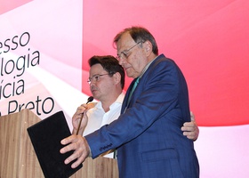 Dr. Luiz Alberto Ferriani e o filho Alberto Ferriani Neto