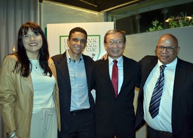 Viviane e José Alves, Dr. Tomas Kim e Dr. Alexandre Firmo de Souza Cruz