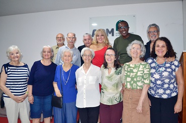 Departamento Cultural do Centro Médico  promoveu seu encontro mensal