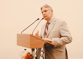 Dr. Antonio José Gonçalves