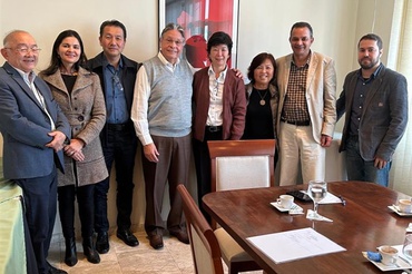 Membros do CQH se reúnem com o presidente da APM