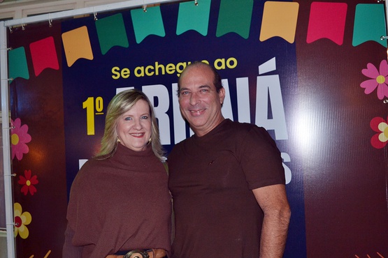 Mariângela Penha e Márcio Bombonato Finotti