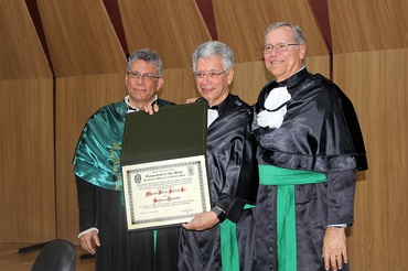 Profº Dr. Marcos Felipe Silva de Sá recebe título de Professor Emérito na FMRP/USP