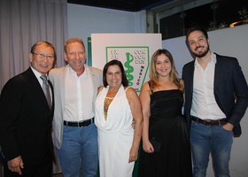 Dr. Tomas Kim, Dr. Jacques Bartolomeo, Silvia Folis Bartolomeo