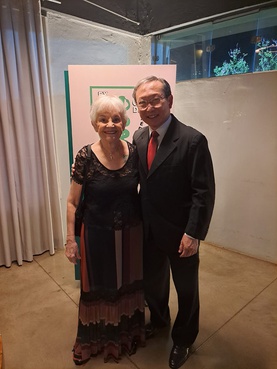 Dra. Amélia Ângela La Rocca Santos e Dr. Tomas Kim