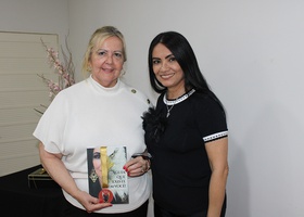 Maria Inês Eufrasino e Sanzia Aciole